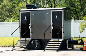 luxury porta potty trailer